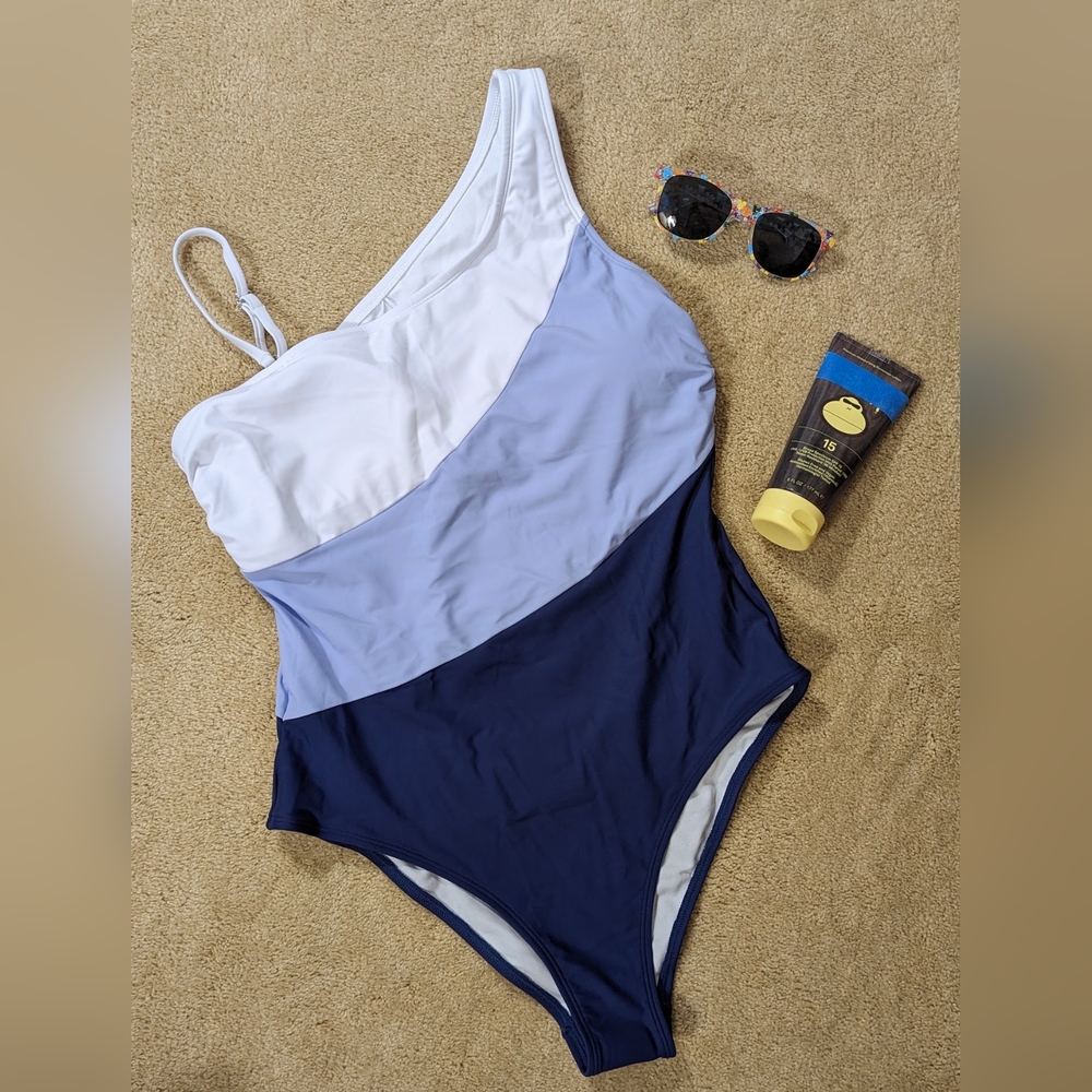 Cupshe - Women's - One Shoulder One Piece Swimsuit - Large